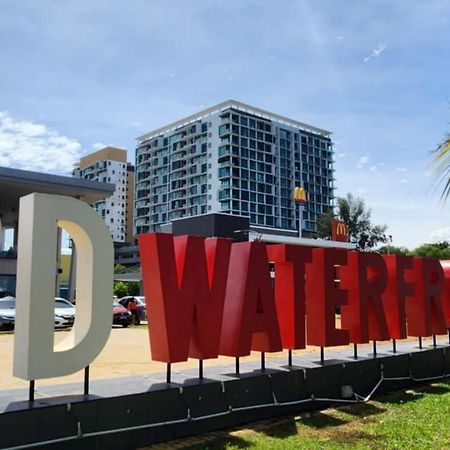 D'Wharf Hotel & Serviced Residence Port Dickson Buitenkant foto