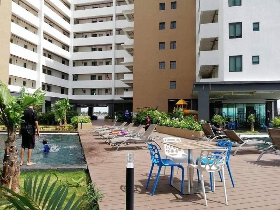 D'Wharf Hotel & Serviced Residence Port Dickson Buitenkant foto