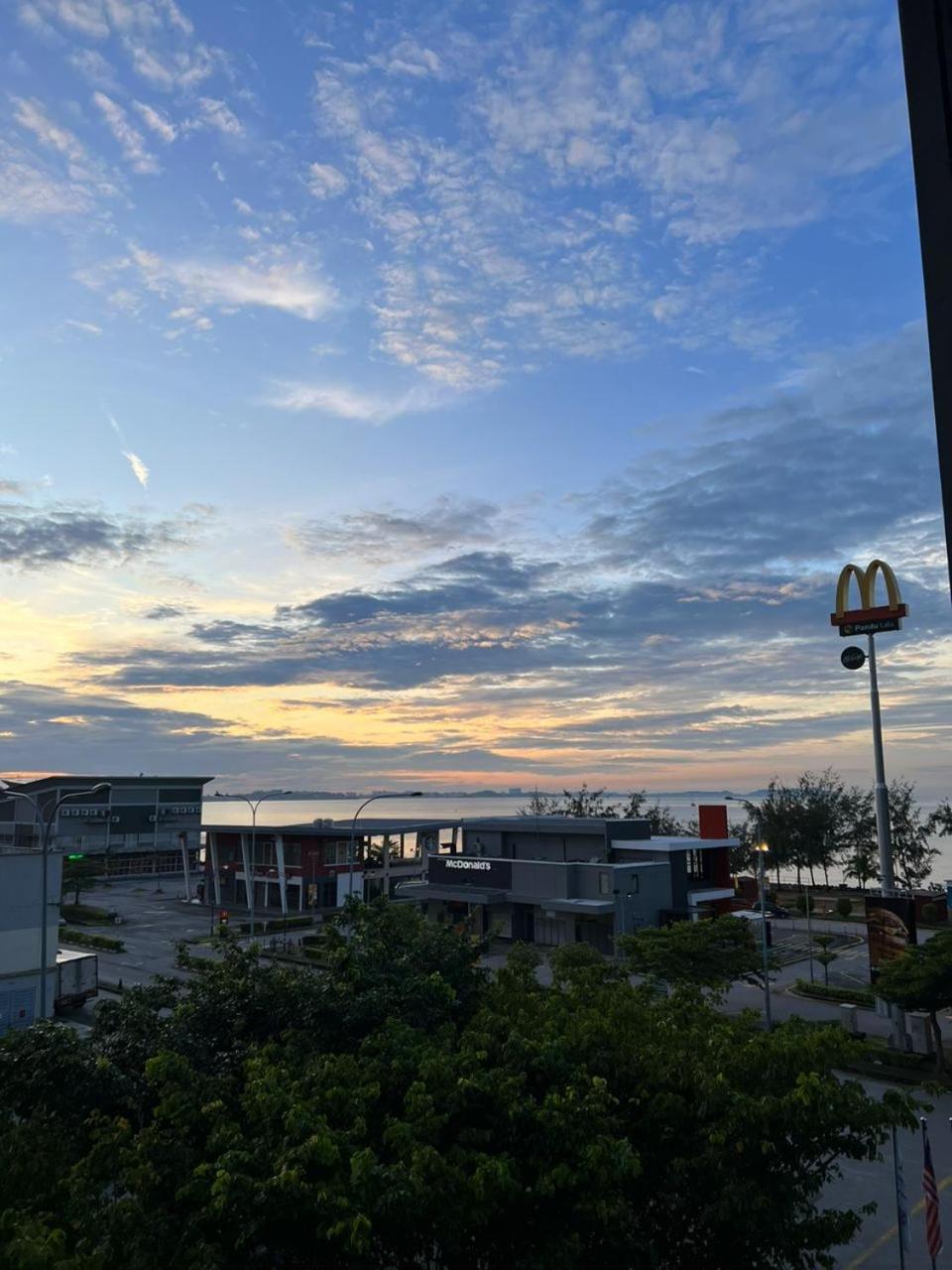 D'Wharf Hotel & Serviced Residence Port Dickson Buitenkant foto