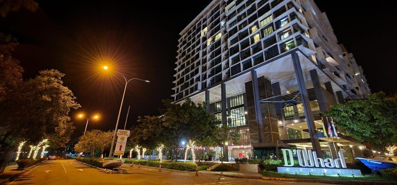 D'Wharf Hotel & Serviced Residence Port Dickson Buitenkant foto