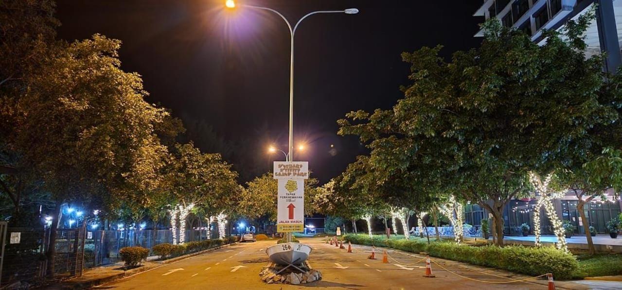 D'Wharf Hotel & Serviced Residence Port Dickson Buitenkant foto